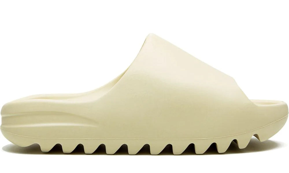 Yeezy Slides "Bone"