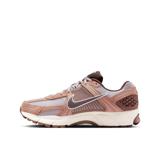 Nike Vomero 5 'Dusted Clay'