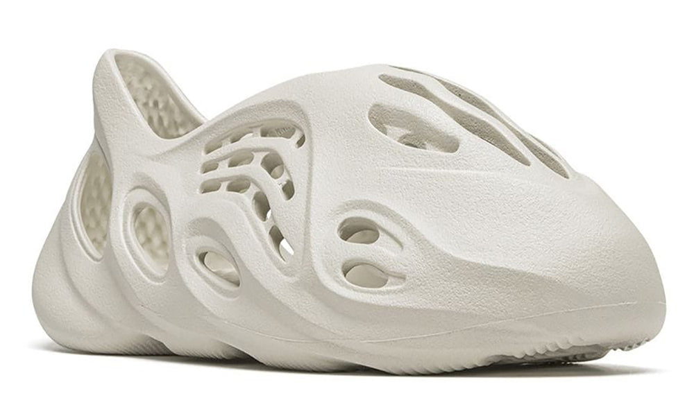 Adidas Yeezy Foam RNNR “Ararat”